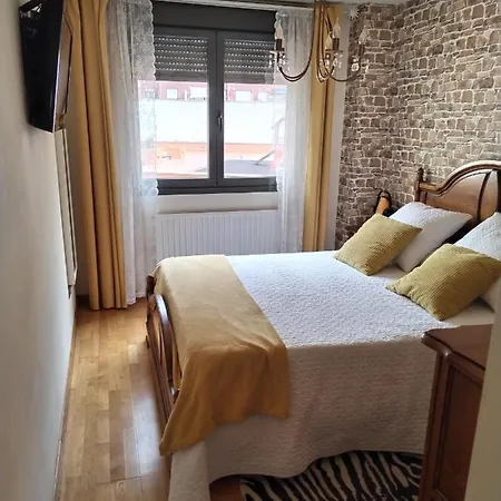 Cuesta Vut5722as * Oviédo